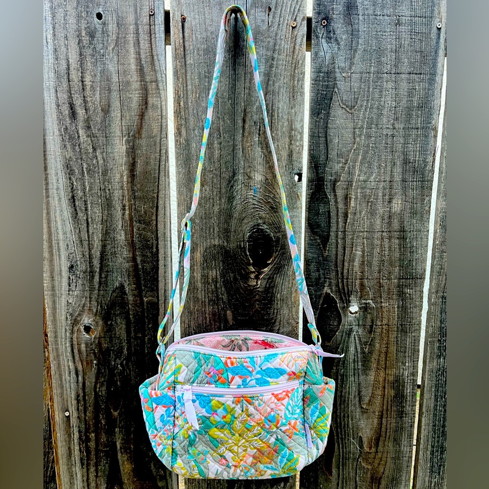 Vera Bradley NWOT On The Go crossbody purse